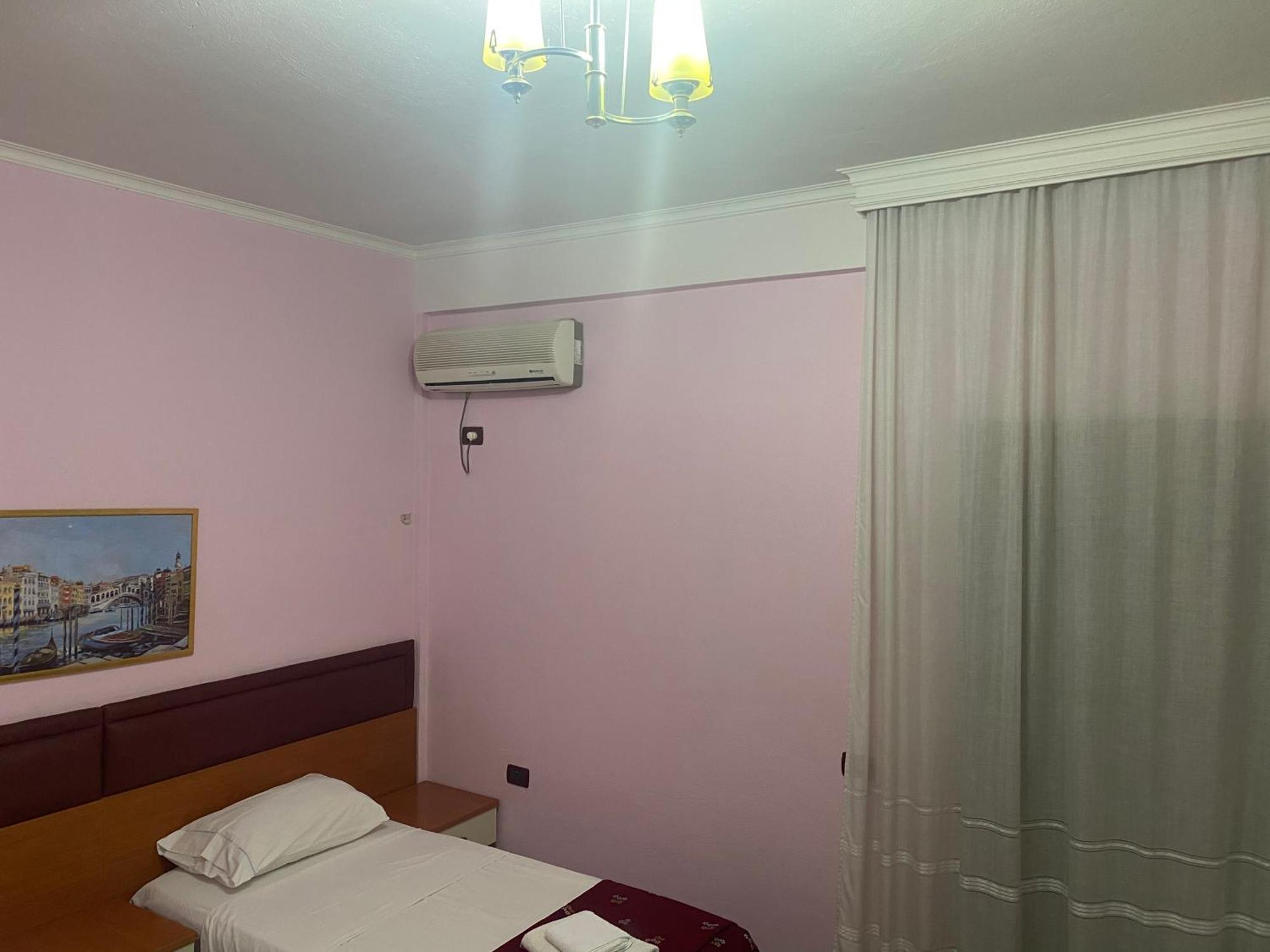 Edland Hotel
